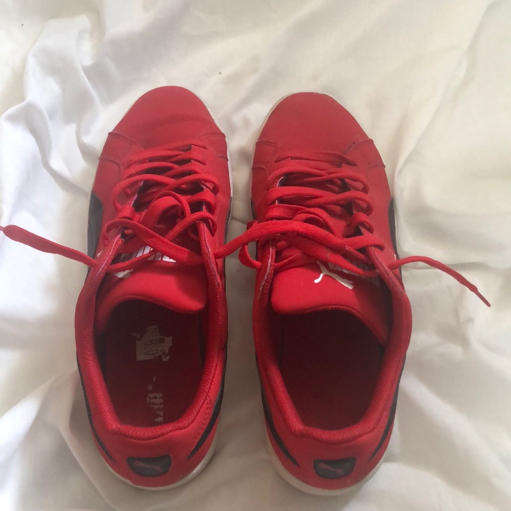 Puma Sneakers